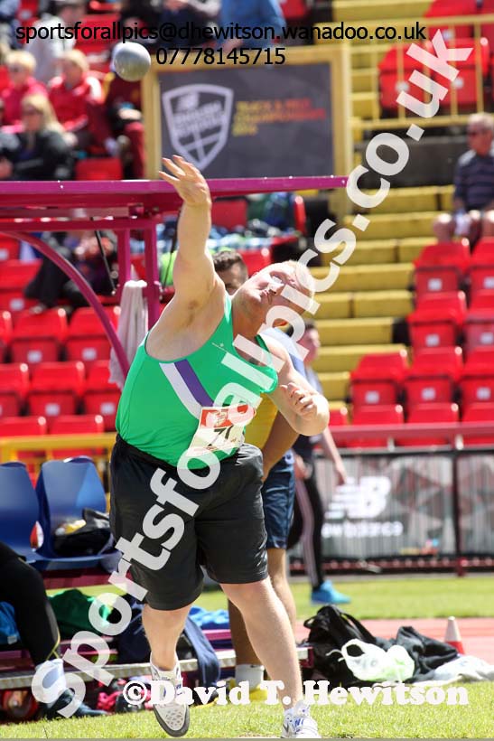 Senior boys shot putt, English Schools Track and Field. Photo: David T. Hewitson/Sports for All Pics